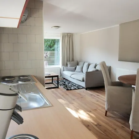 Op De Veluwe # Eiken Alpesi faház